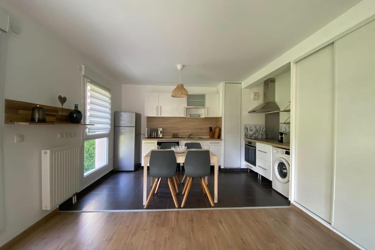 Spacious And Bright Nest In Hérouville-Saint-Clair Extérieur photo
